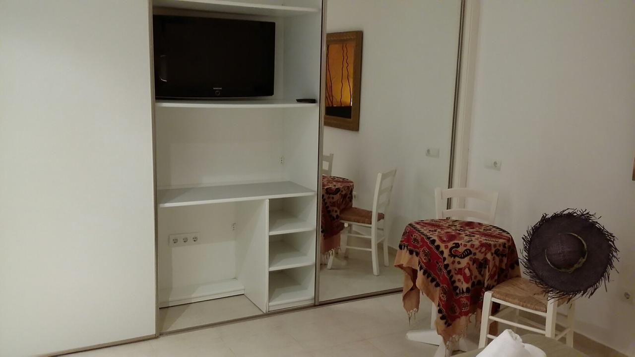 Apartamentos Colomar 산타 에우랄리아 데 리오 외부 사진
